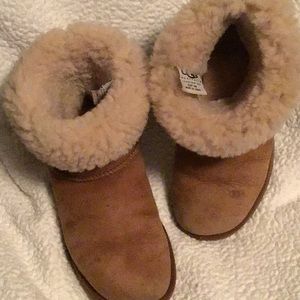 Authentic Australia UGG Classic Short 8W